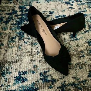 ✨🖤NWT  black heels 🖤✨